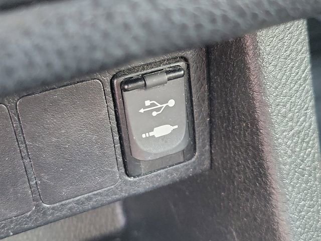 Used 2017 Toyota Corolla LE w/ LE Premium Package image 32