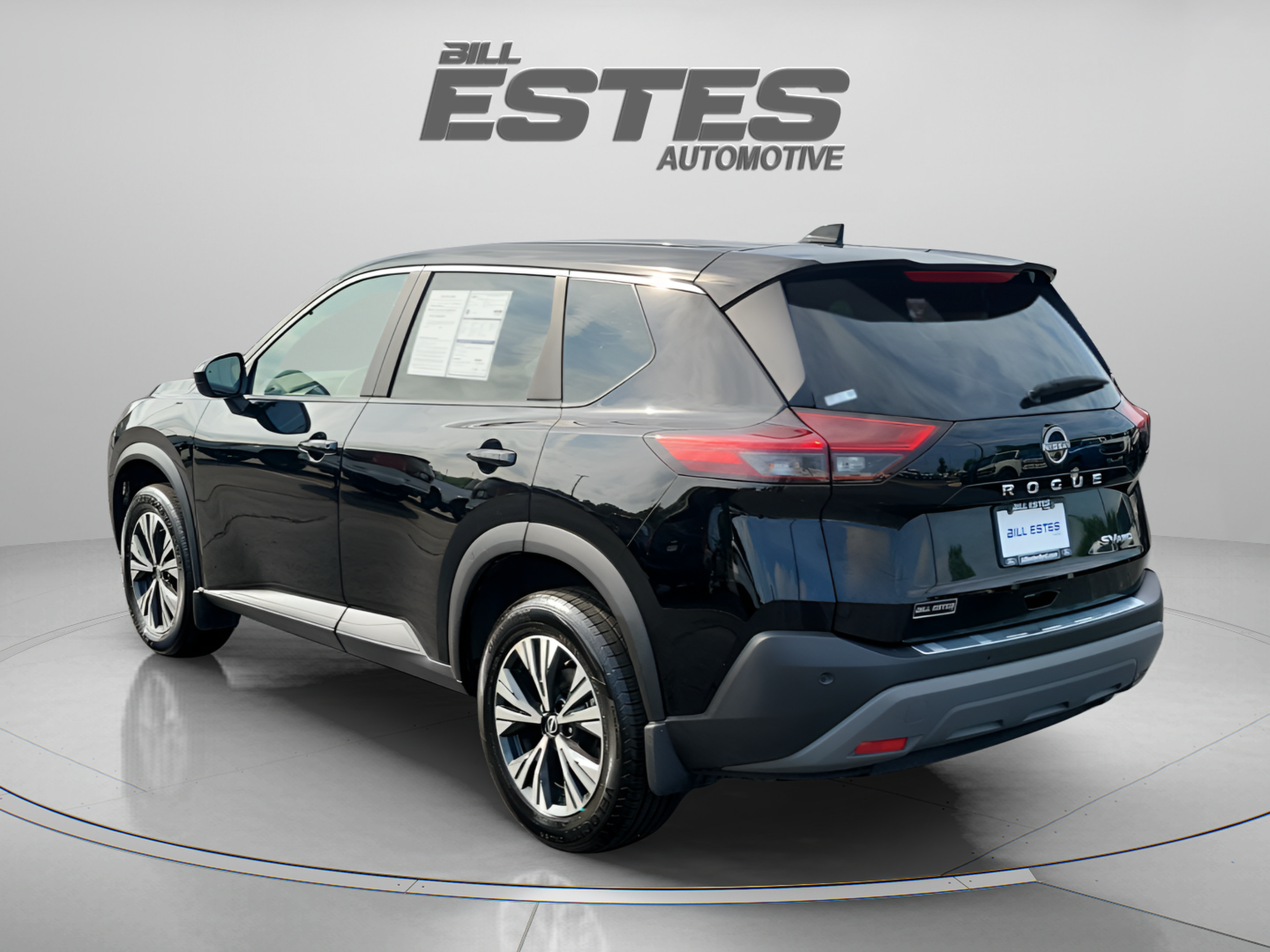 Used 2023 Nissan Rogue SV AWD/4WD image 2