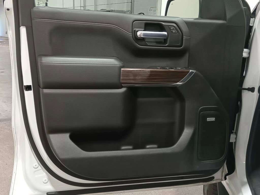 Used 2020 Chevrolet Silverado 1500 LT Trail Boss AWD/4WD image 18