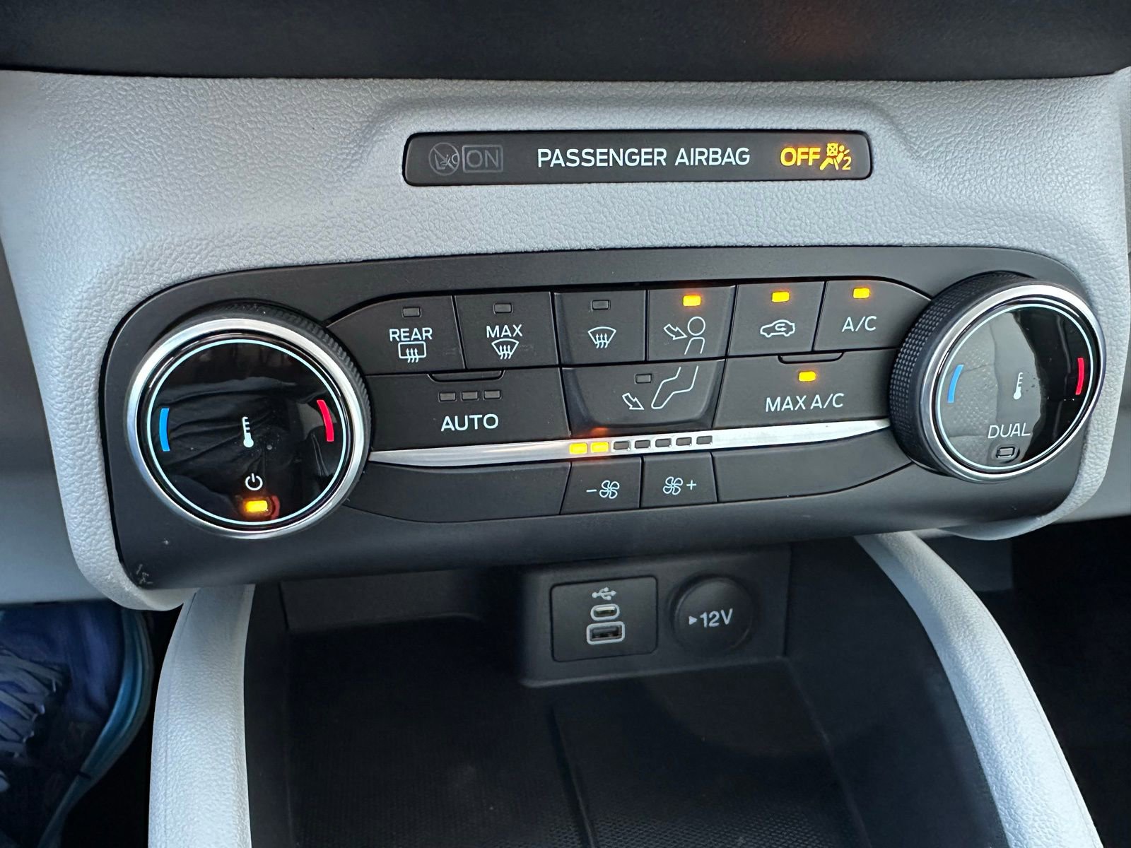 Certified 2025 Ford Escape Active FWD image 16