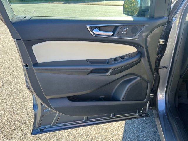 Certified 2021 Ford Edge SEL w/ Cargo Accessory Package image 12