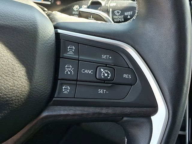 Used 2021 Jeep Grand Cherokee L Limited w/ Luxury Tech Group II AWD/4WD image 25