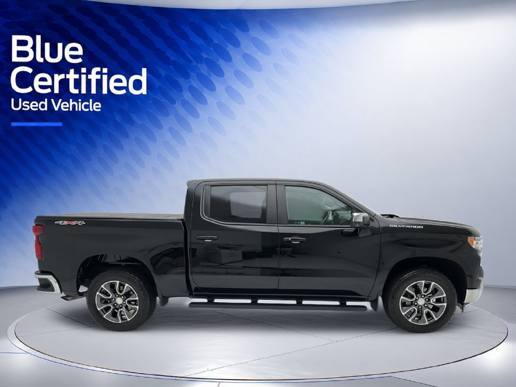 Used 2024 Chevrolet Silverado 1500 LT AWD/4WD image 4