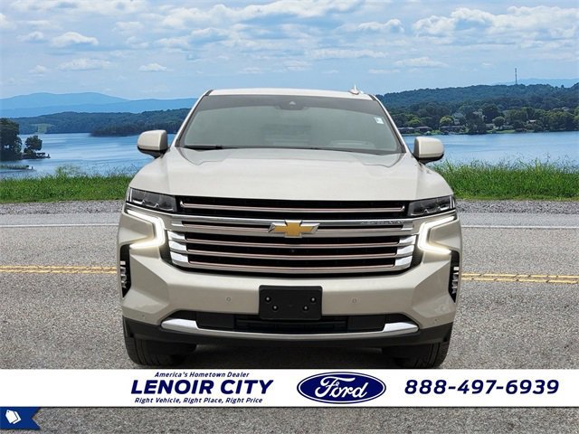 Used 2023 Chevrolet Suburban High Country image 8
