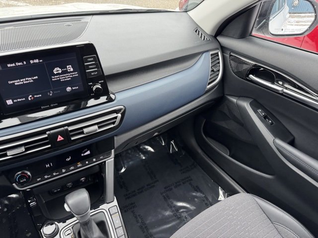 Used 2023 Kia Seltos S image 22