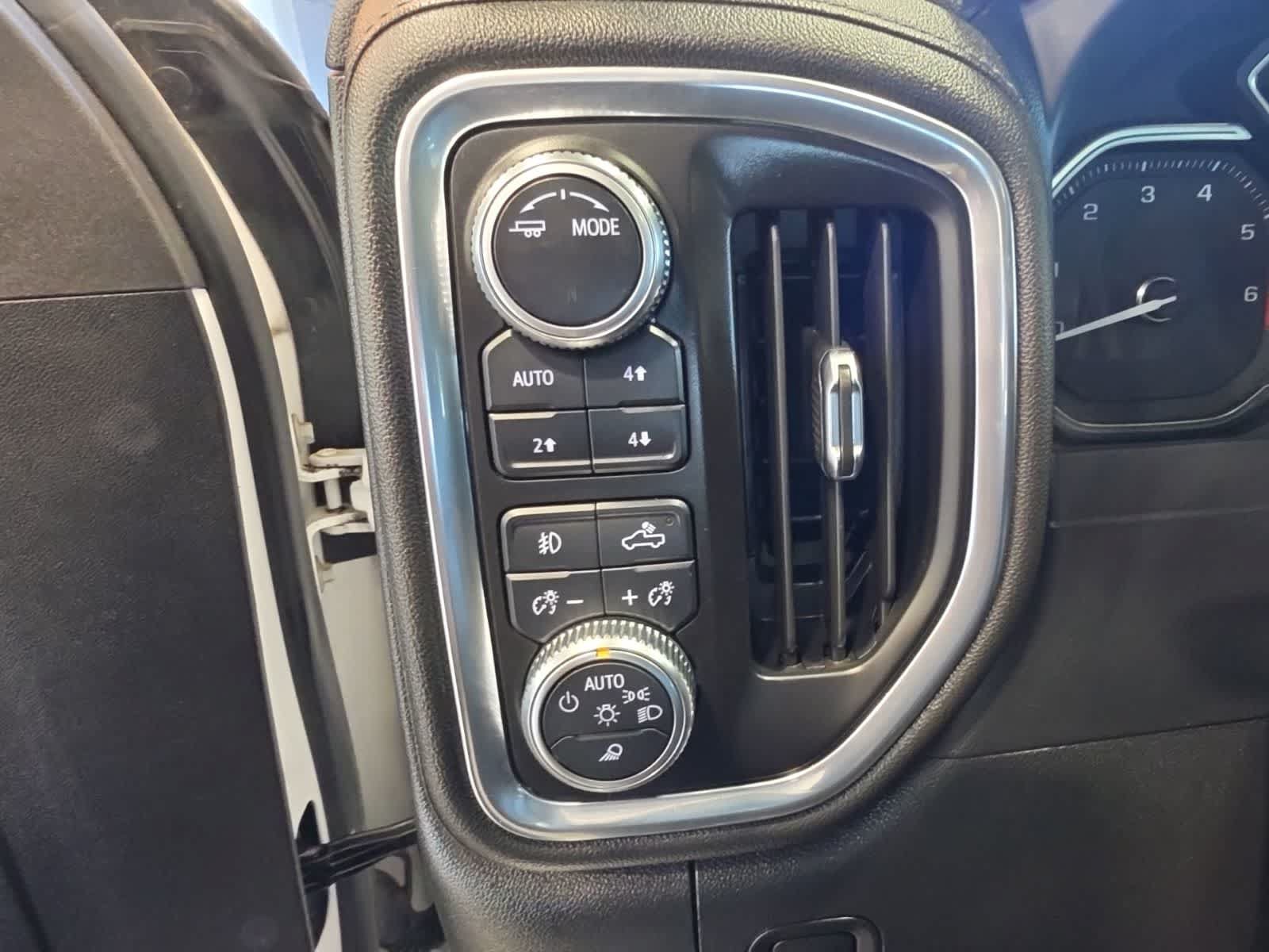 Used 2021 GMC Sierra 1500 Denali w/ Driver Alert Package II AWD/4WD image 24