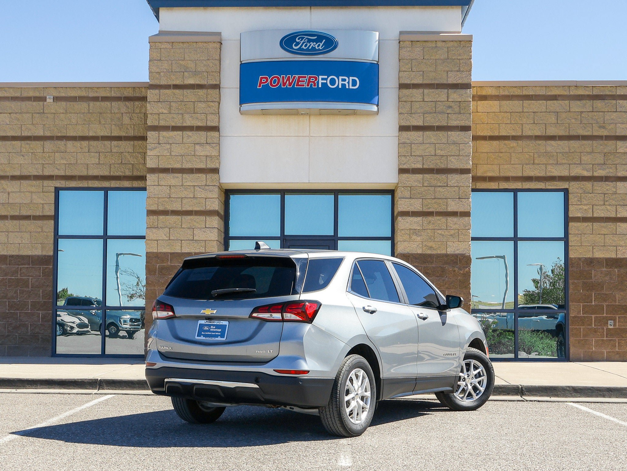 Used 2024 Chevrolet Equinox LT AWD/4WD image 6