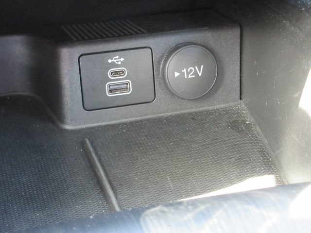 Certified 2025 Ford Escape ST-Line Select AWD/4WD image 27