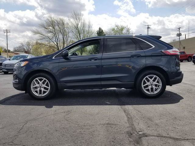 Certified 2024 Ford Edge SEL w/ Convenience Package AWD/4WD image 9