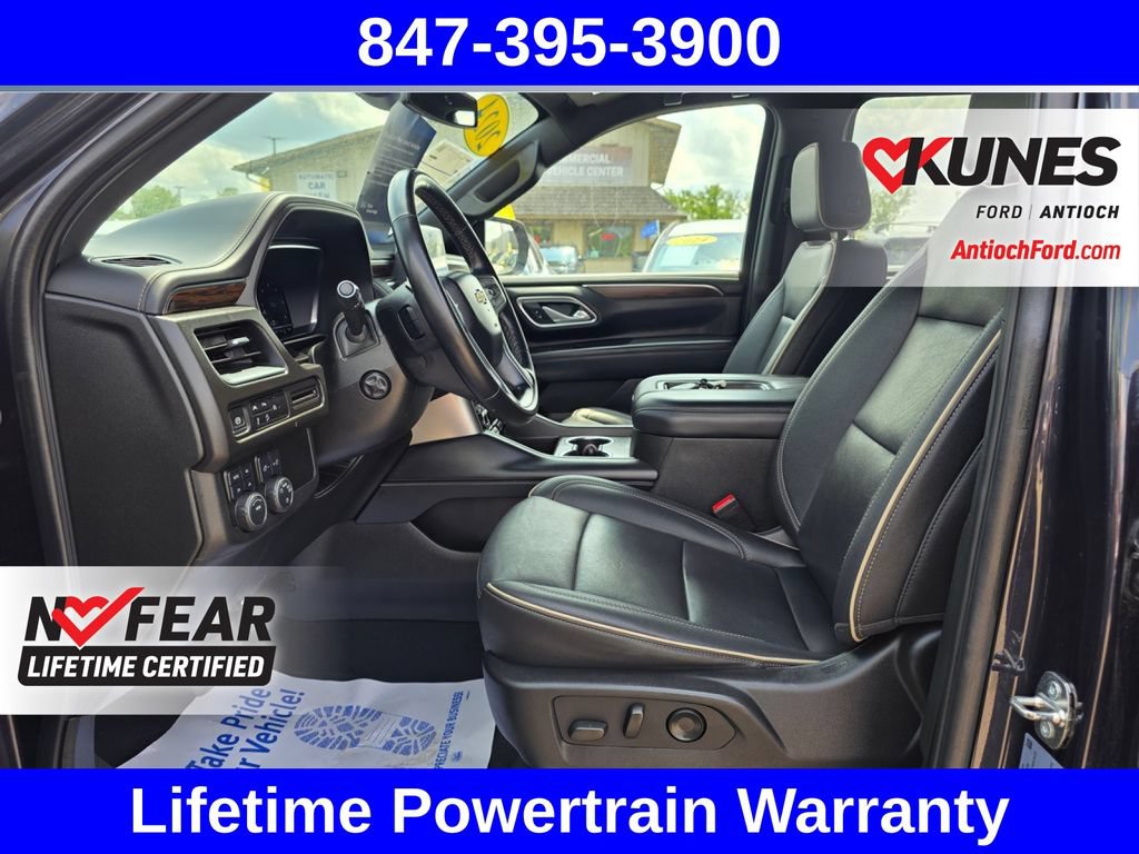 Used 2024 Chevrolet Suburban Premier AWD/4WD image 22
