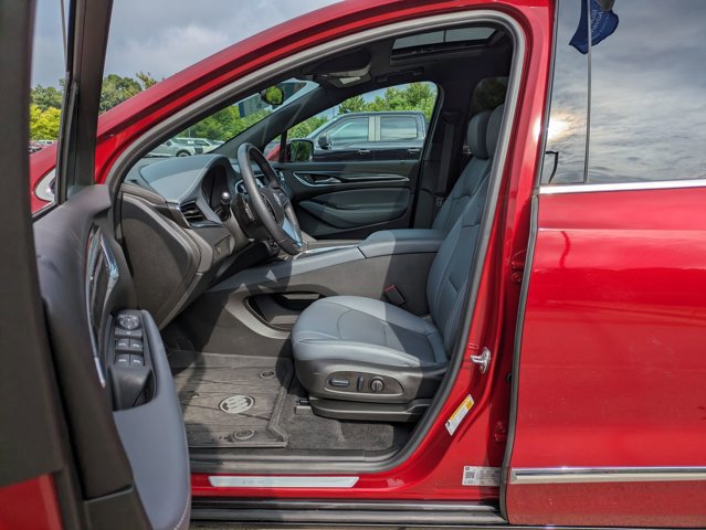 Used 2024 Buick Enclave Essence w/ Experience Buick Package image 12