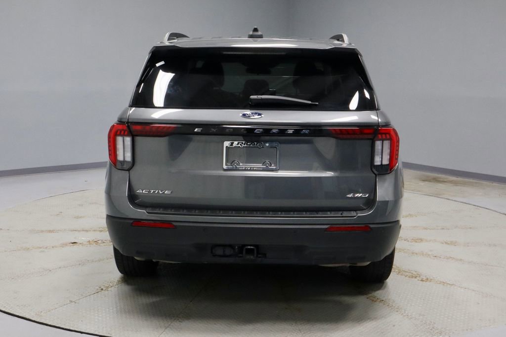 Certified 2025 Ford Explorer Active AWD/4WD image 10