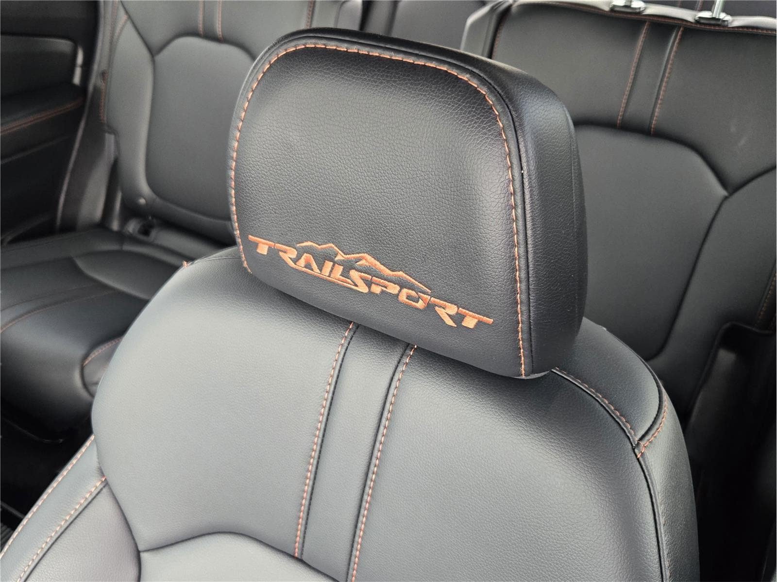 Used 2025 Honda Pilot TrailSport image 22