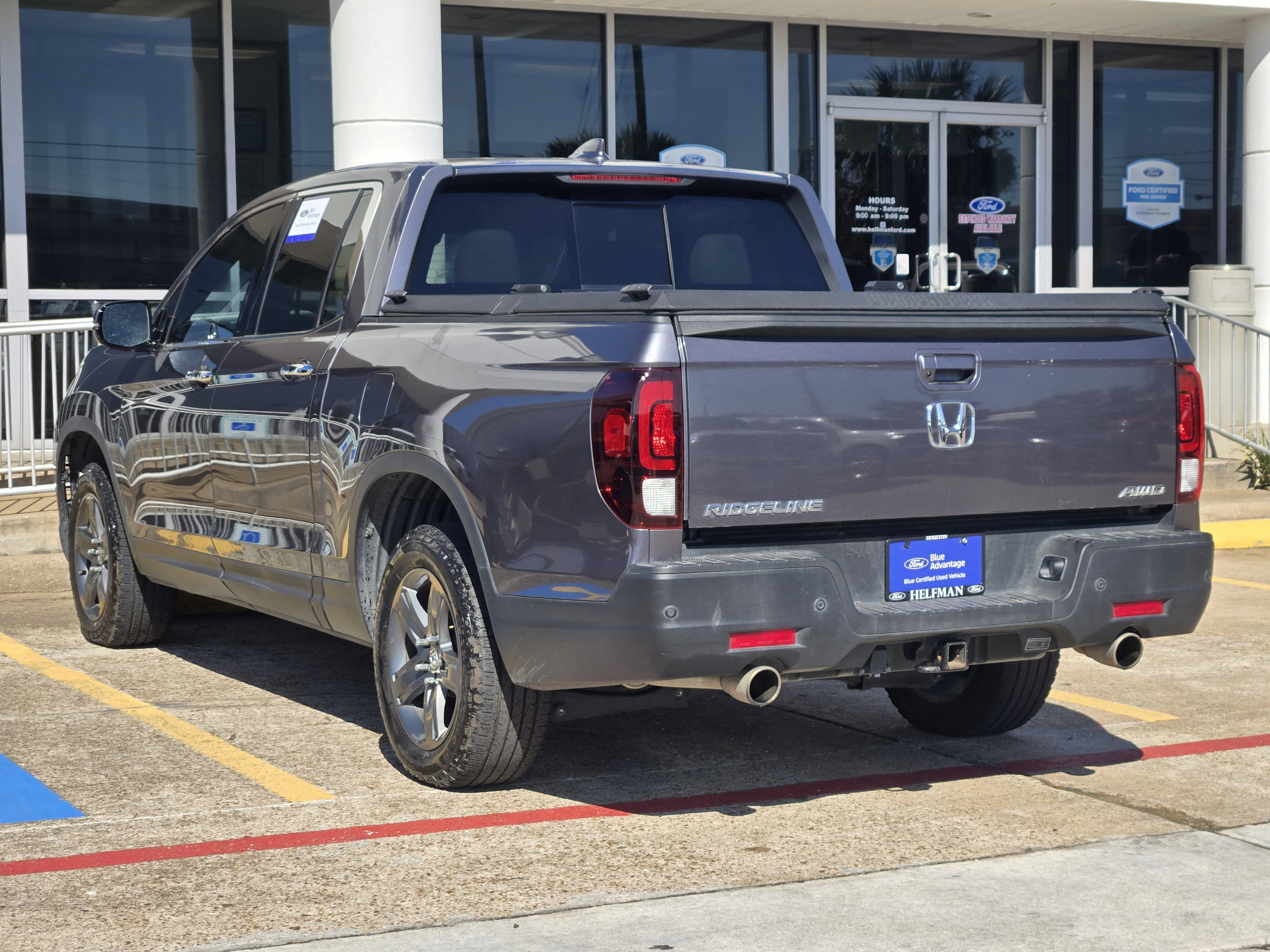 Used 2022 Honda Ridgeline RTL-E image 2