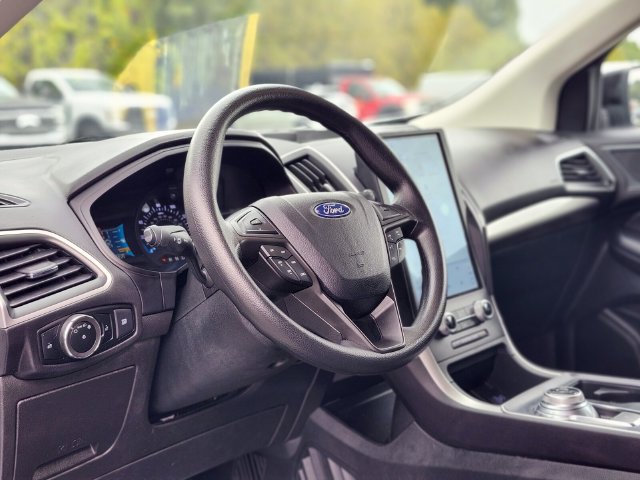 Certified 2024 Ford Edge SE w/ Black Appearance Package AWD/4WD image 19