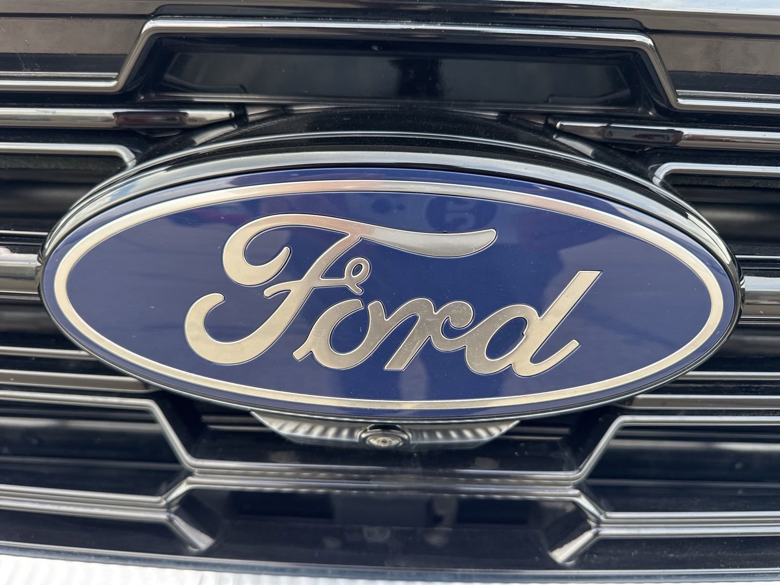 Certified 2025 Ford Expedition Platinum w/ Driver's Package image 14