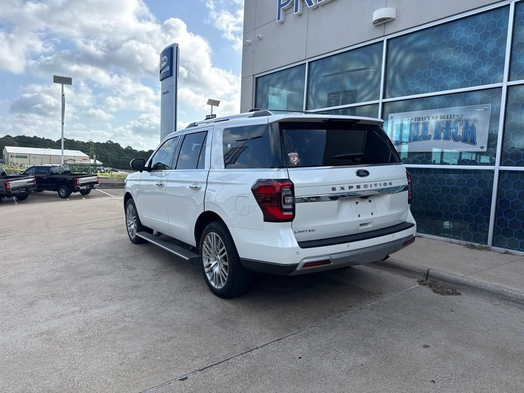 Certified 2024 Ford Expedition Limited RWD image 5