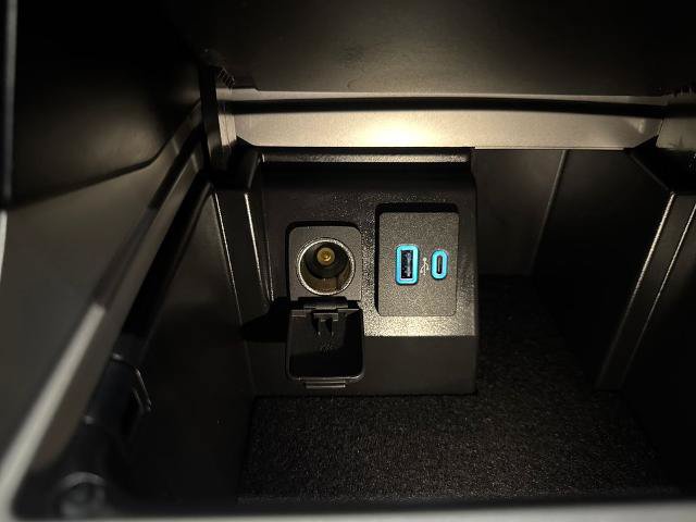 Certified 2022 Ford Explorer XLT RWD image 29