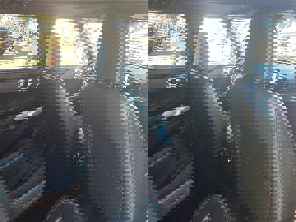 Certified 2022 Ford Explorer Timberline image 13