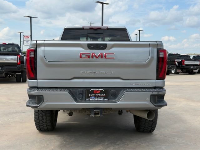 Used 2024 GMC Sierra 2500 Denali w/ Denali Reserve Package AWD/4WD image 7