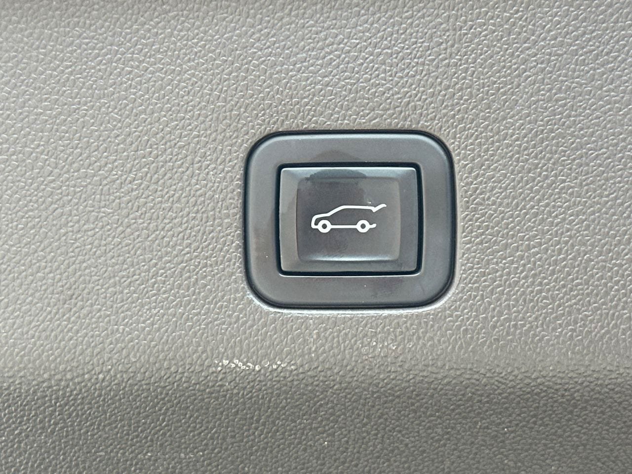 Used 2023 Chevrolet Tahoe LT RWD image 21