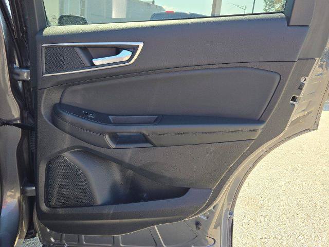Certified 2024 Ford Edge SEL w/ Convenience Package AWD/4WD image 11