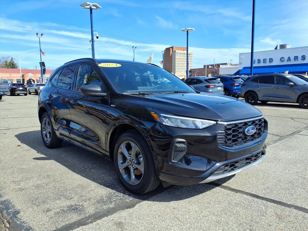 Certified 2024 Ford Escape ST-Line w/ Tech Pack #1 image 3