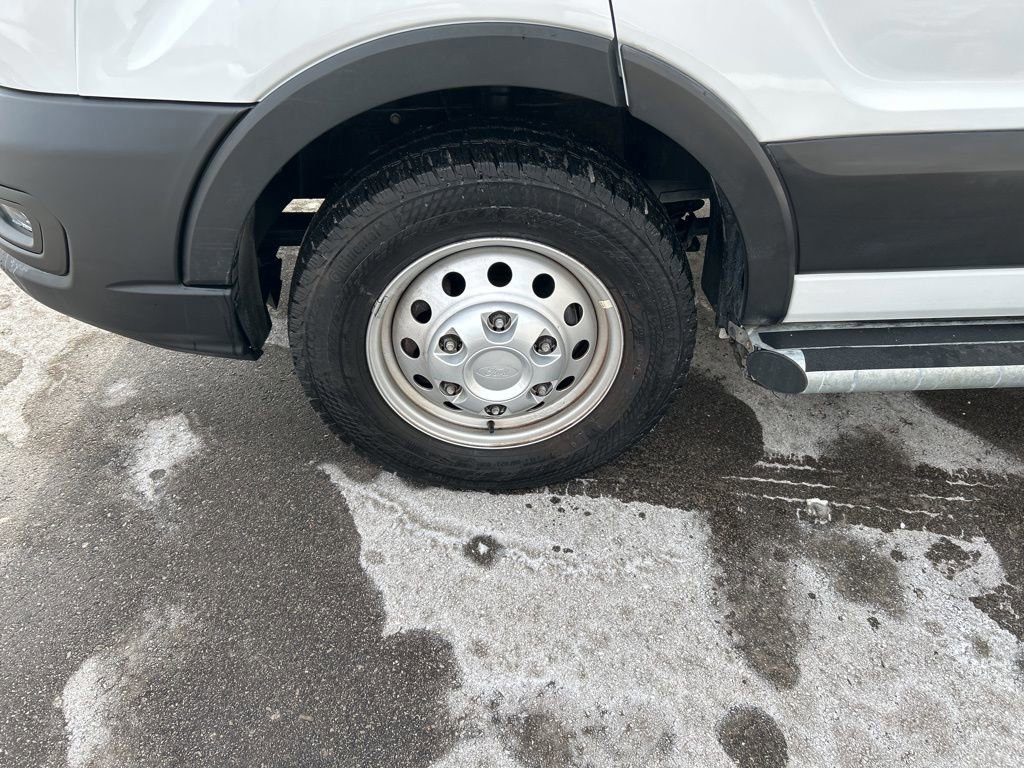 Certified 2024 Ford Transit 250 Base w/ Exterior Upgrade Package image 28