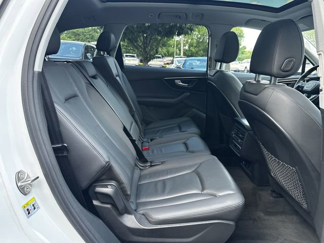 Used 2022 Audi Q7 3.0T Premium Plus w/ Premium Plus Package AWD/4WD image 37