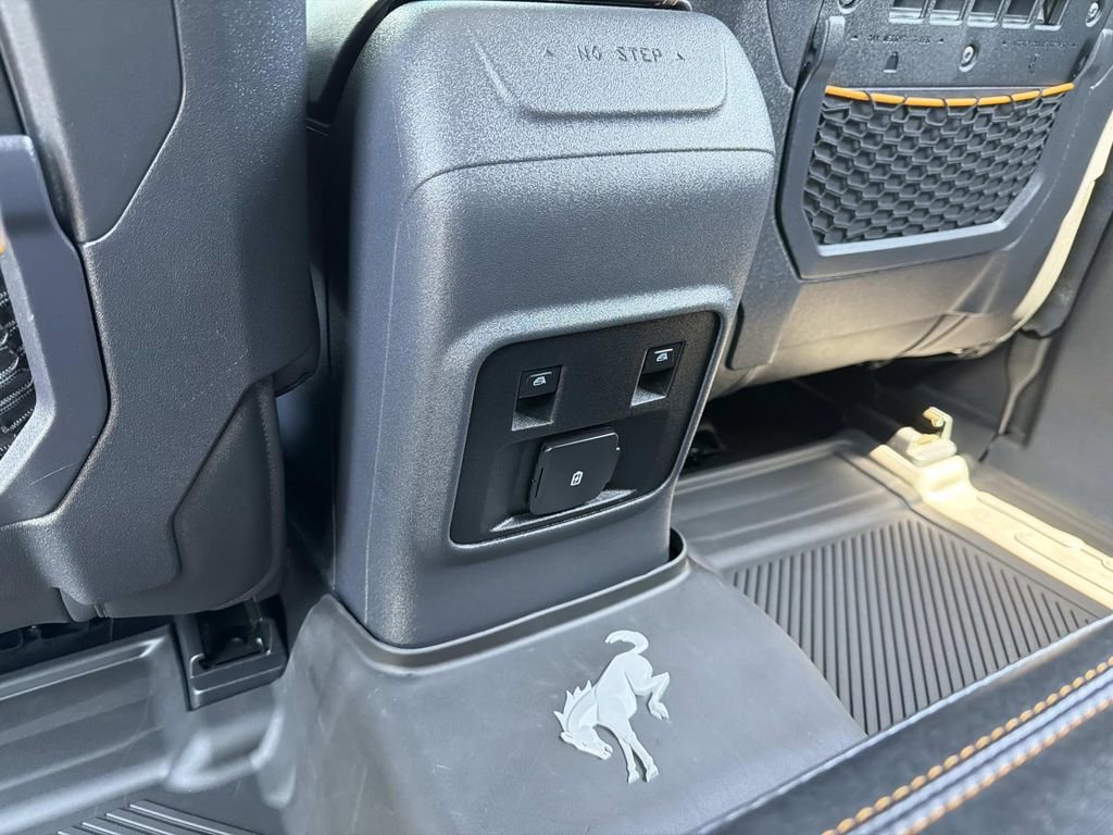 Certified 2024 Ford Bronco Badlands image 15