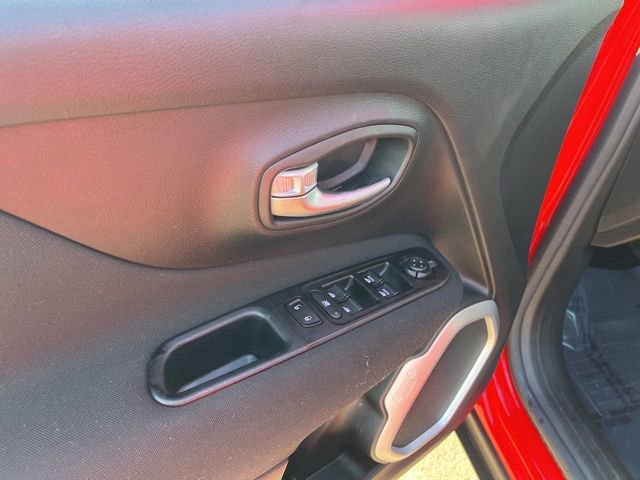 Used 2021 Jeep Renegade Sport AWD/4WD image 15