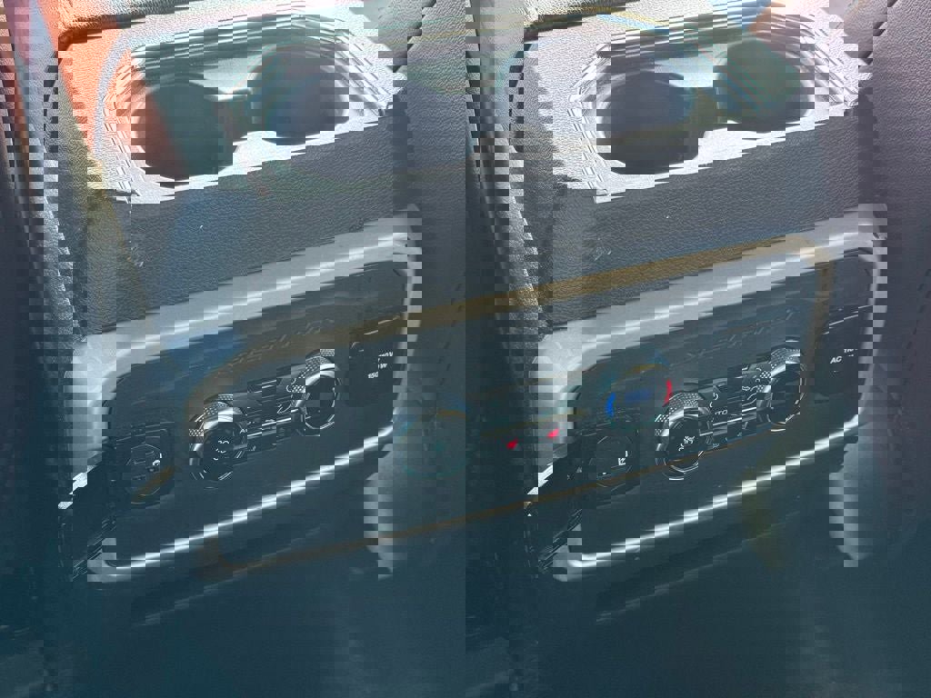 Certified 2023 Ford Expedition Limited image 13