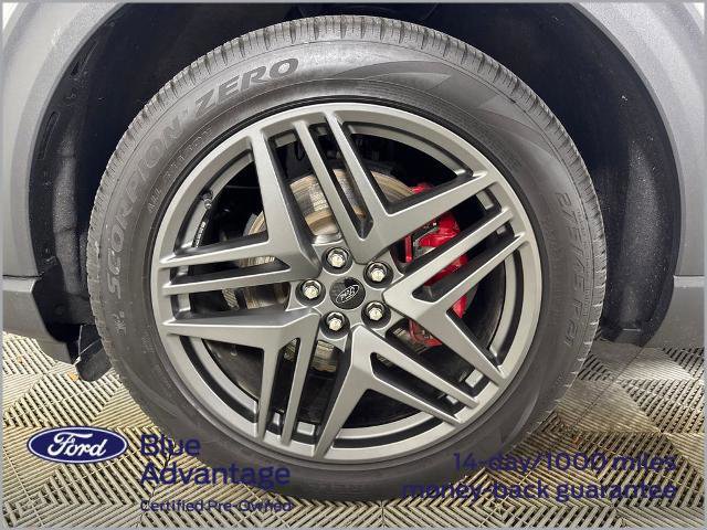 Certified 2025 Ford Explorer ST w/ Sun And Sound Package image 15