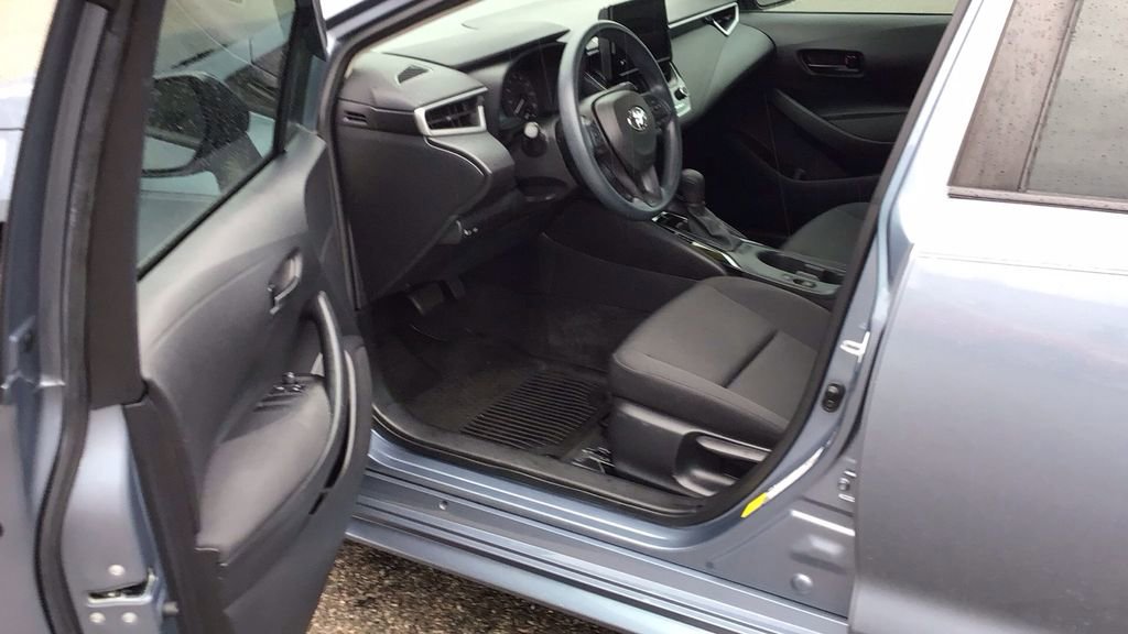 Used 2023 Toyota Corolla LE image 14
