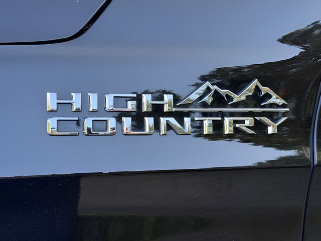 Used 2025 Chevrolet Tahoe High Country w/ Sun And Tow Package AWD/4WD image 18