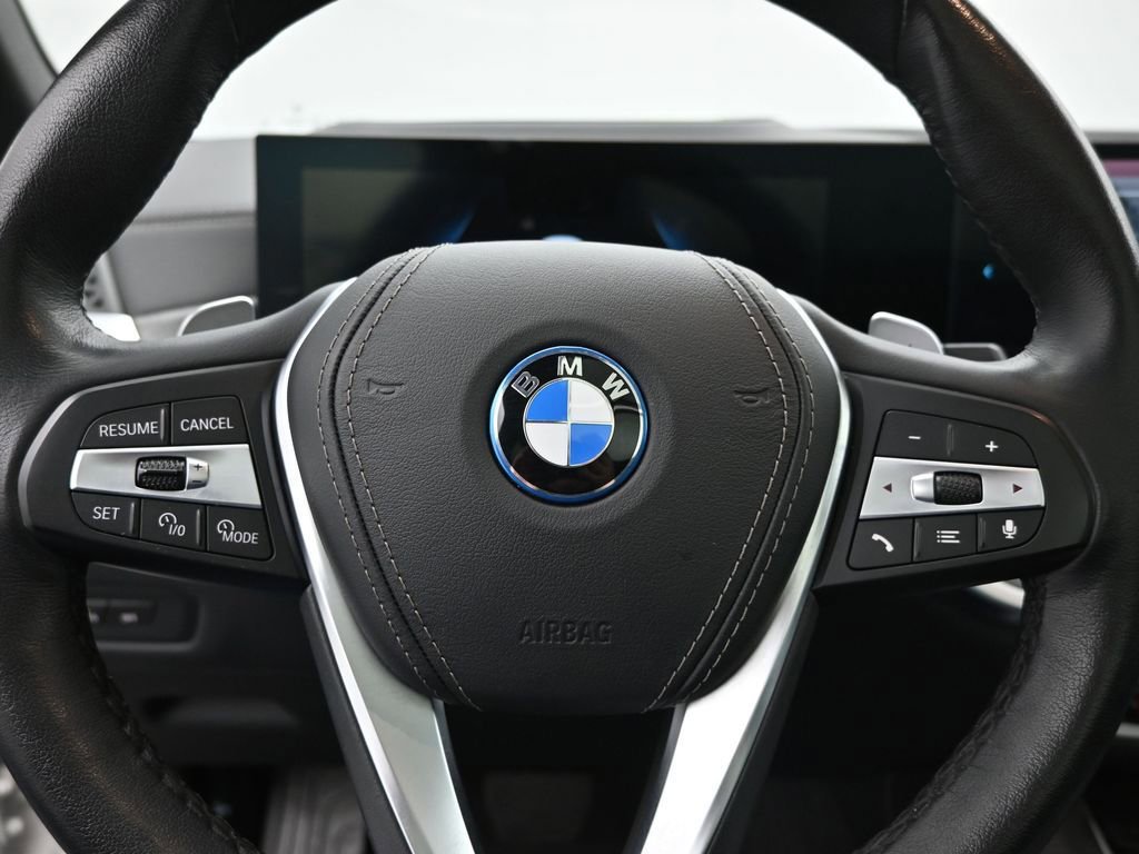 Used 2025 BMW X5 xDrive50e image 42