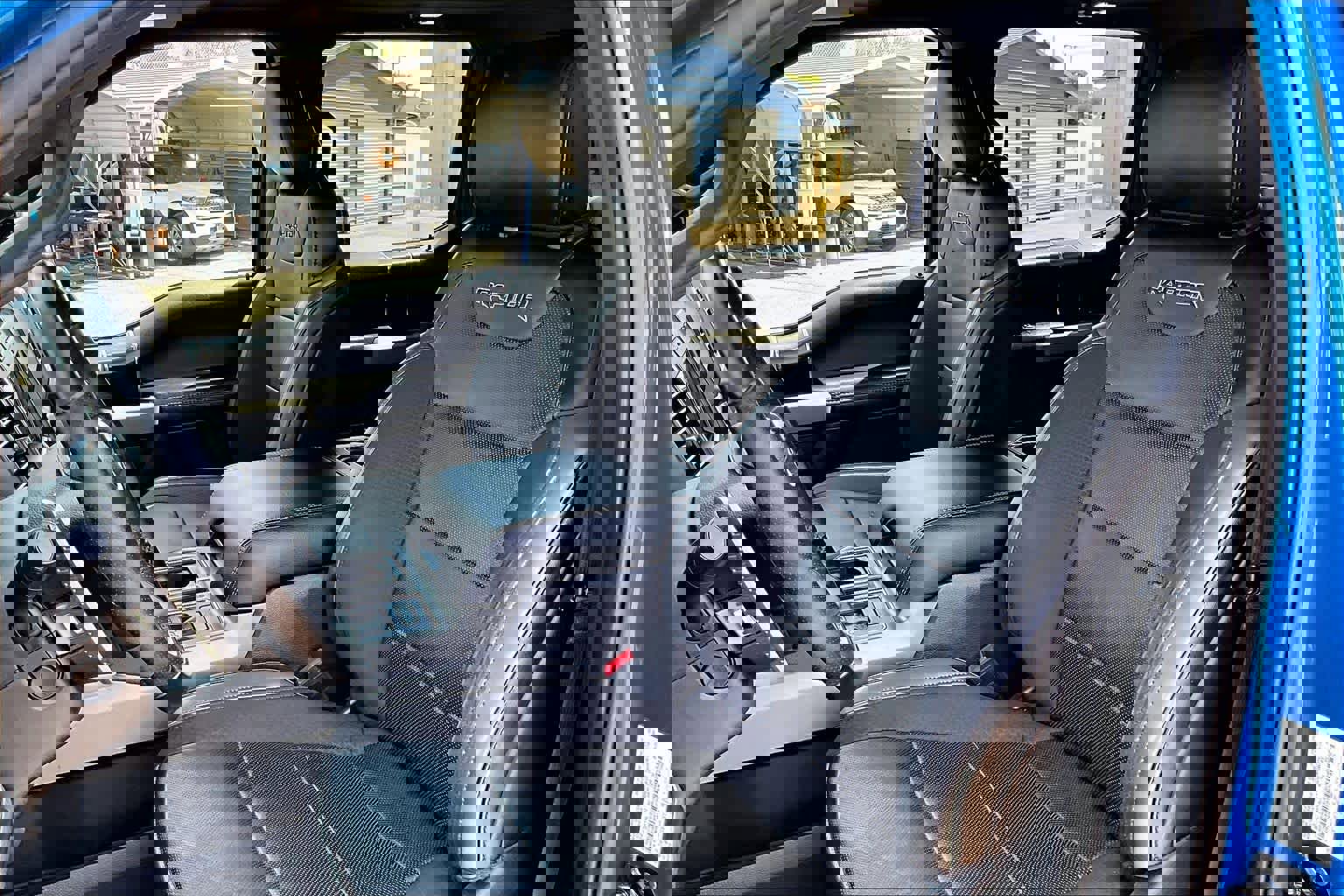 Certified 2019 Ford F150 Raptor w/ Equipment Group 802A Luxury image 8