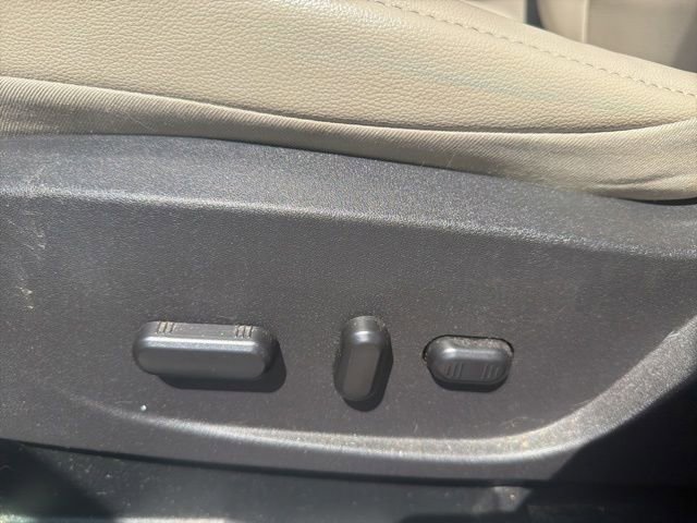 Certified 2018 Ford Escape SEL FWD image 24