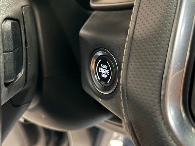 Used 2023 GMC Yukon SLT image 16