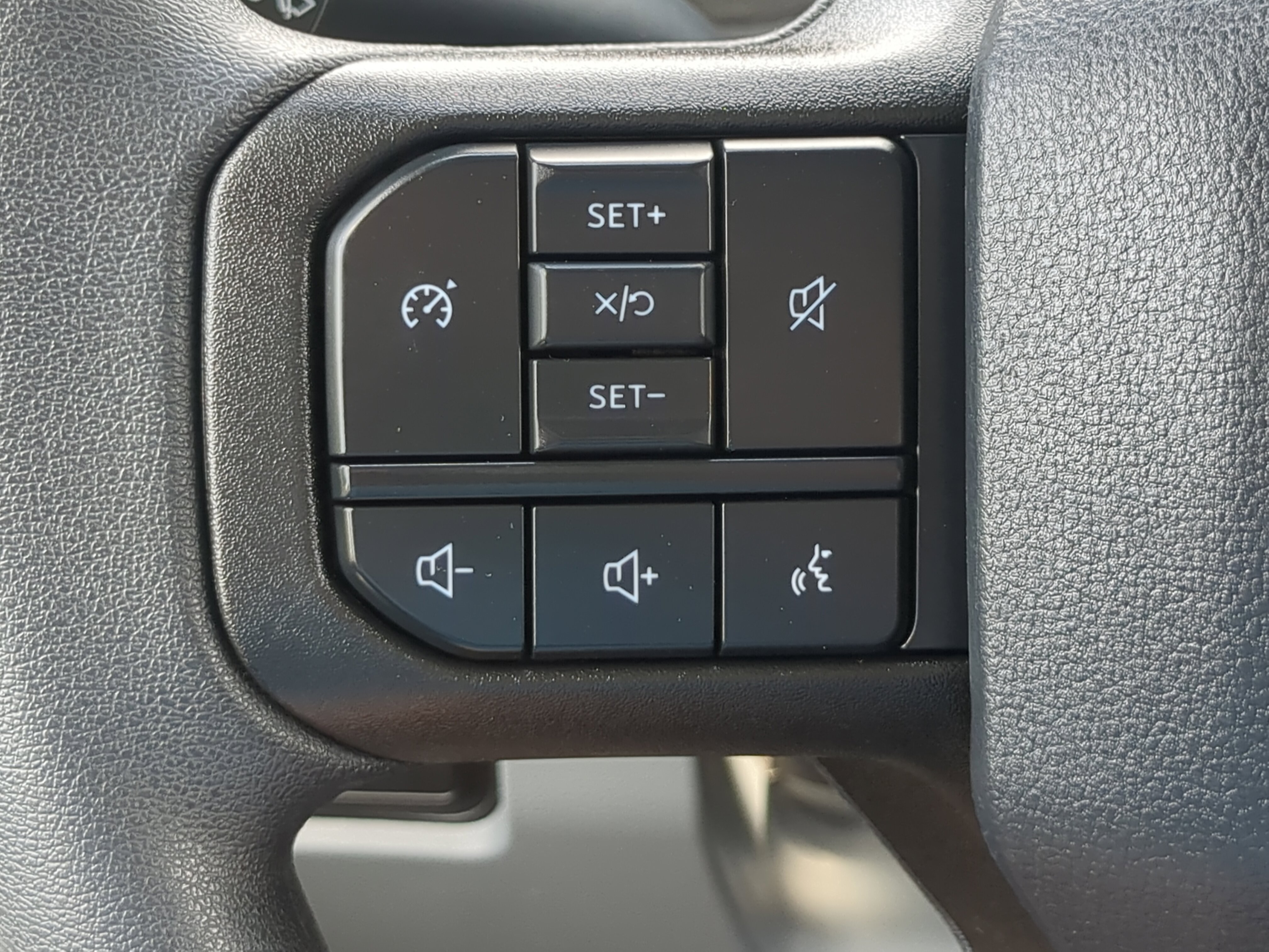 Certified 2025 Ford F250 XLT AWD/4WD image 22