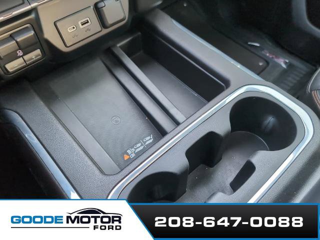 Used 2022 GMC Sierra 1500 AT4 w/ AT4 Preferred Package image 19