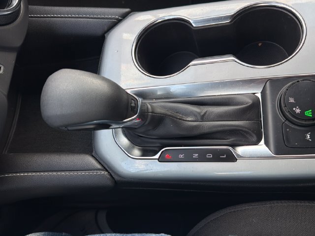 Used 2025 Chevrolet Blazer LT FWD image 10