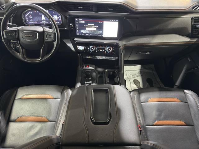 Used 2022 GMC Sierra 1500 AT4 w/ AT4 Premium Package AWD/4WD image 17