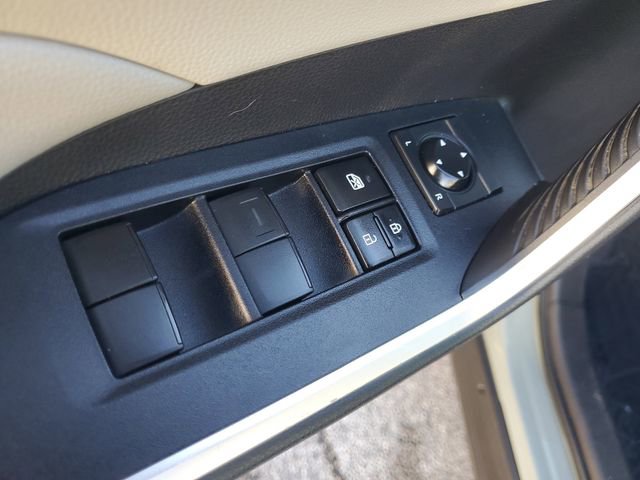 Used 2019 Toyota RAV4 XLE image 18