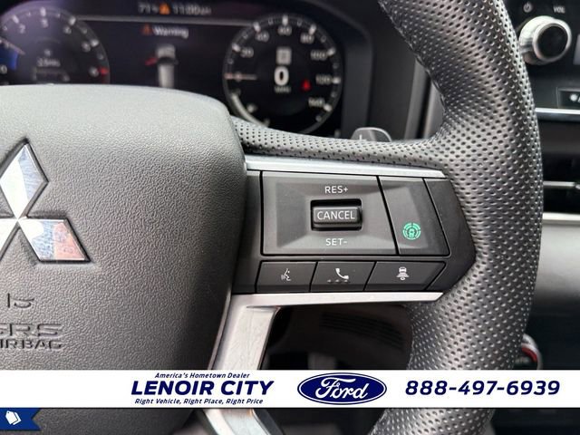 Used 2023 Mitsubishi Outlander SE Black Edition image 21