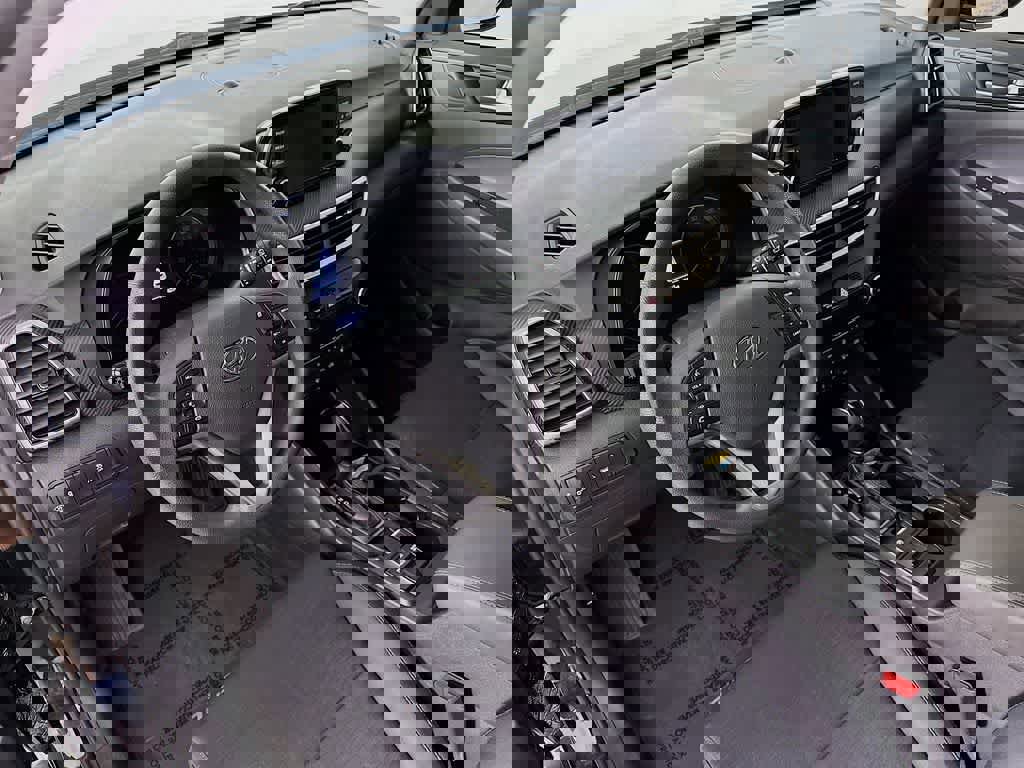 Used 2020 Hyundai Tucson SEL w/ Winter Weather Package image 2