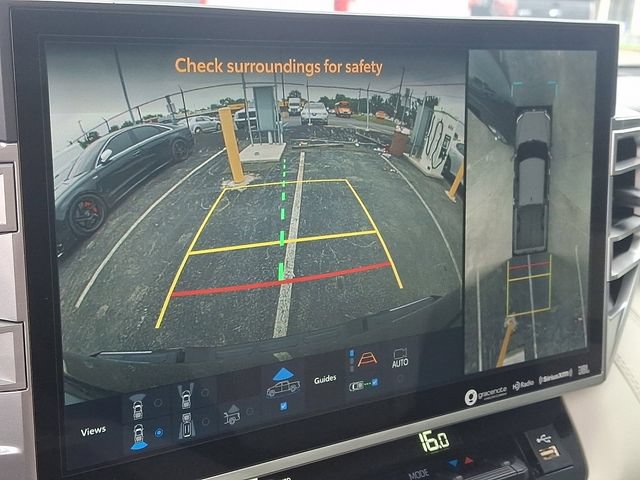 Used 2022 Toyota Tundra Capstone AWD/4WD image 19