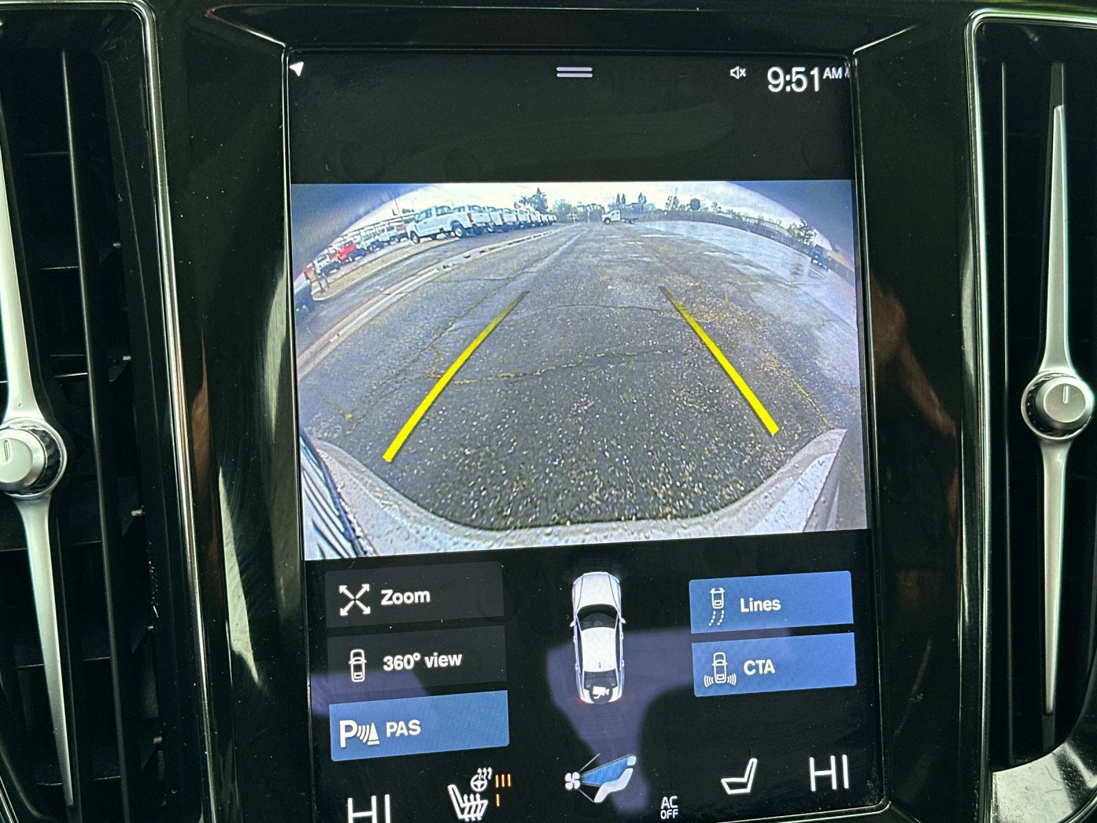 Used 2021 Volvo S60 T5 Momentum w/ Advanced Package image 19