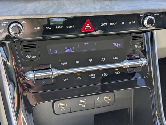 Used 2023 Kia Carnival SX image 27