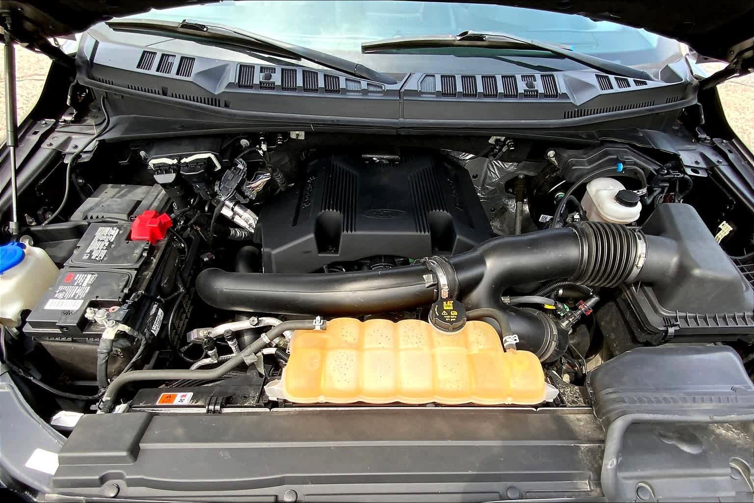 Certified 2018 Ford F150 XLT AWD/4WD image 30